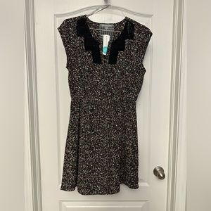 BNWT Daniel Rainn dress medium